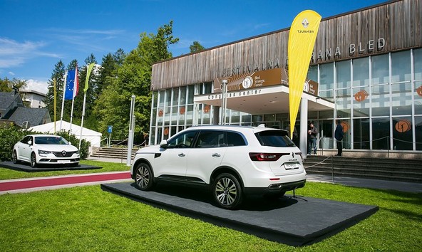 RENAULT: URADNI PREVOZNIK BLEJSKEGA STRATEŠKEGA FORUMA