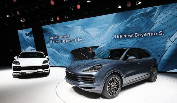 Novi Porsche Cayenne Turbo: Še več modela 911 v SUV modelu