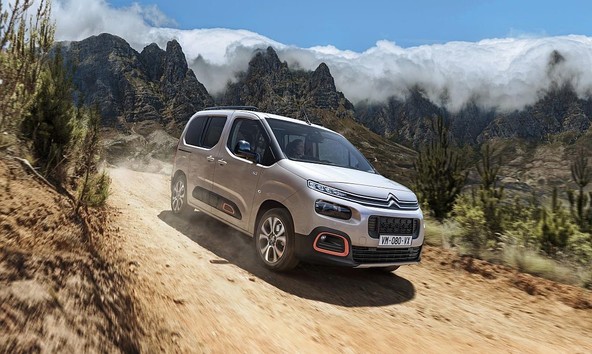 NOVI CITROËN BERLINGO: SAGA SE NADALJUJE S ŠE VEČ DIZAJNA, PRAKTIČNOSTI IN UDOBJA
