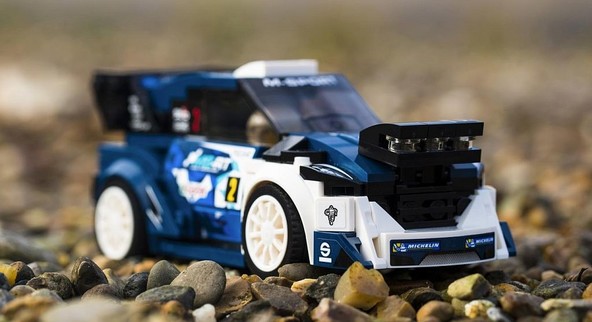 Ford Fiesta WRC M-Sport: Zmagovalni dirkalnik prvenstva v reliju je del ekskluzivne serije LEGO®Speed Champions
