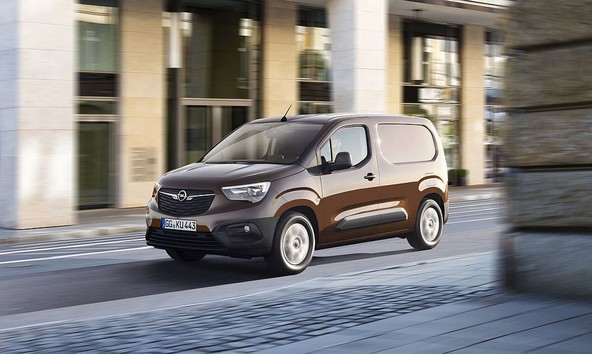 Novi Opel Combo: Prostoren dostavnik z osupljivimi tehnologijami
