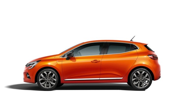 RENAULT IN DACIA: NOVOSTI NA AVTOMOBILSKI RAZSTAVI V ŽENEVI