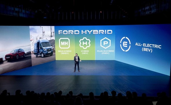 Fordov dogodek ‘Go Further’: Ford razkriva prihodnost najbolje prodajanih gospodarskih vozil