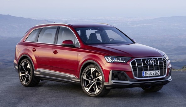Še višja raven: prenovljeni Audi Q7: Audi Q7 je temeljito prenovljen, in sicer tako vizualno kot tehnološko