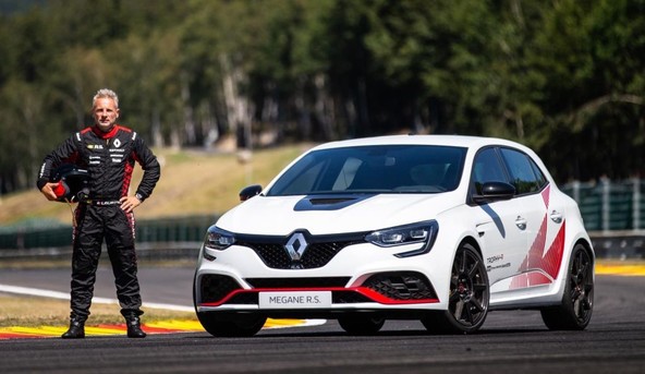 Novi MÉGANE R.S TROPHY-R: Nov rekord na stezi Spa-Francorchamps