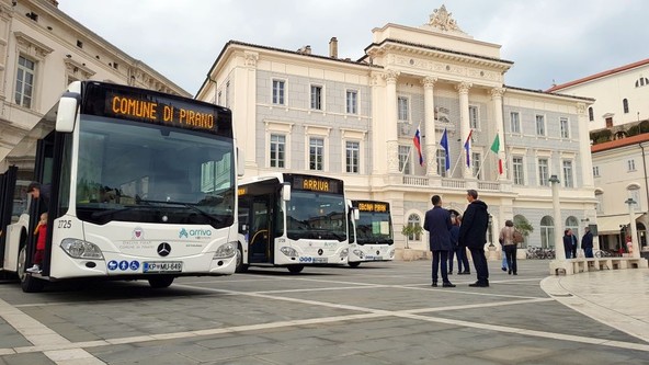 Občina Piran in Arriva Slovenija: V mestni promet predali 5 novih Mercedes-Benz Citaro K avtobusov