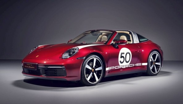 Poklon tradiciji: 911 Targa 4S v izvedbi Heritage Design