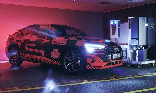 Električni avto kot del energetskega preobrata: Audi raziskuje tehnologijo dvosmernega polnjenja 