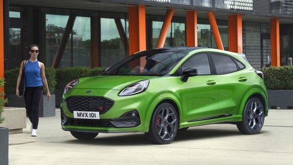 Ford Puma ST : Vozna dinamika s pečatom oddelka Ford Performance