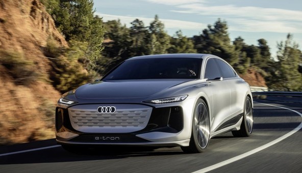 Naslednja e-volucija: Audi A6 e-tron concept 