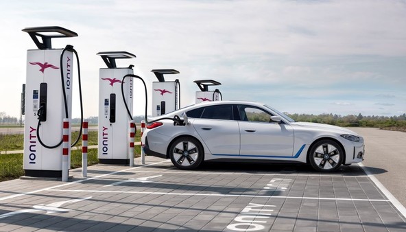BMW i4: Prvi BMW i4 v zgodovini 