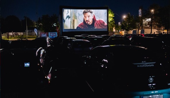 POZDRAV DRIVE-IN KINU BEŽIGRAD: Na parkirišču Centra Vič znova zadišalo po pokovki