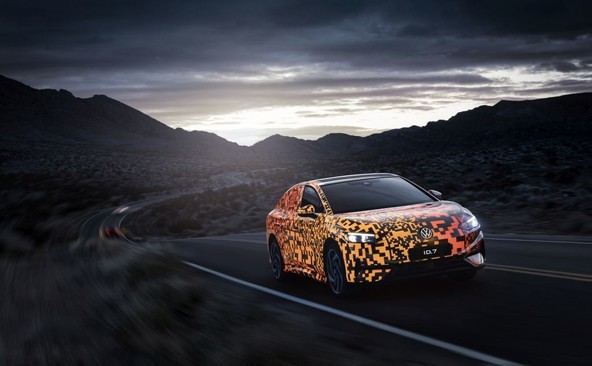 Na poti do svetovne premiere: Prva predstavitev nove limuzine ID.7 v digitalnem maskirnem videzu