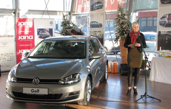 Jekleni zapeljivec leta 2012/2013: Najbolj zapeljiv avto po izboru žensk je Volkswagen Golf!