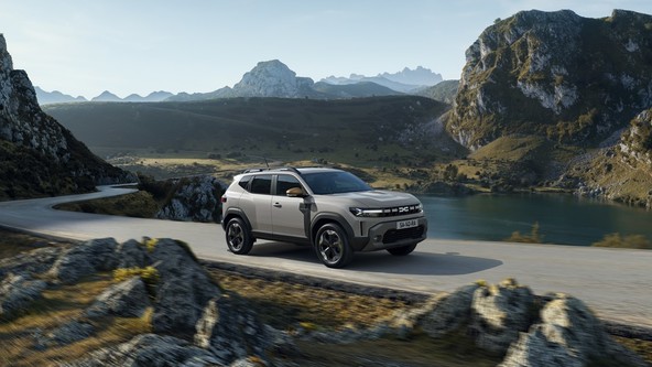BOLJ DUSTER KOT KDAJKOLI PREJ: Dacia predstavlja tretjo generacijo modela Duster 
