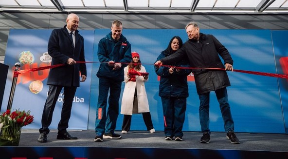 Prodajni mesti Barje – sever in jug: Ljubljanska obvoznica bogatejša za najsodobnejši Petrolovi prodajni mesti