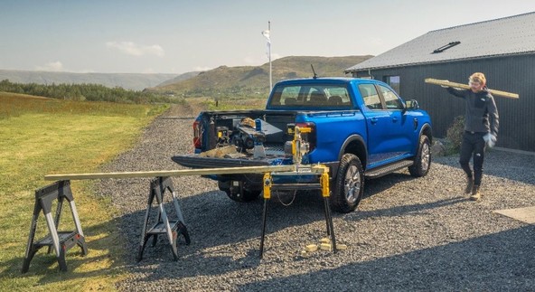 Ford Ranger PHEV : Ta pickup je res prava ‘mašina’