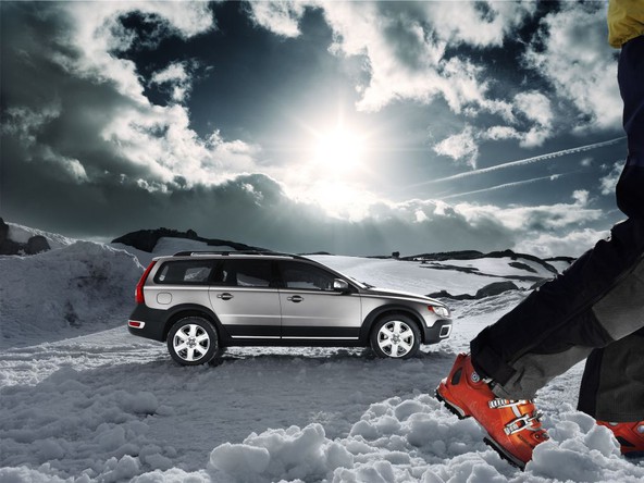 Volvo: Kupcem poklanjajo brezplačen zimski pregled vozila