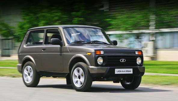 Lada niva urban: Pomlajeni 37-letnik