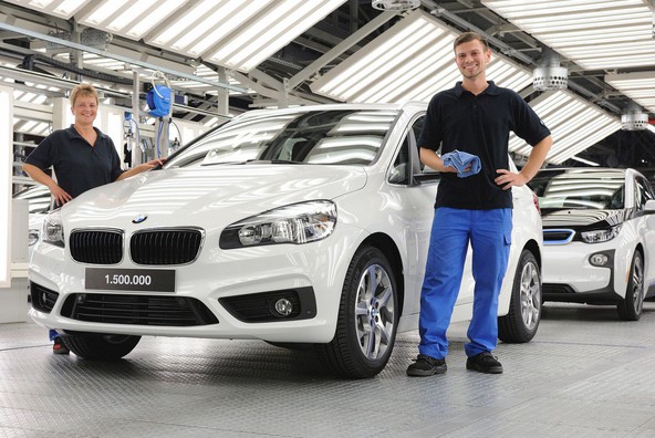 BMW Group: Več kot dva milijona prodanih vozil v letu 2014