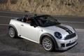 MINI Coupé in MINI Roadster: Športnika, ki se približujeta ciljni črti