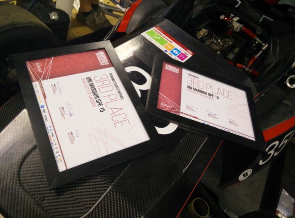 UNI Maribor Grand Prix Engineering GPE15: Mariborski študenti z dirkalnikom do stopničk na mednarodnem tekmovanju