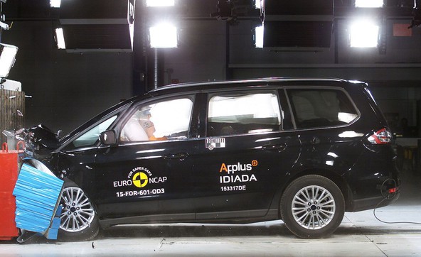 Ford S-MAX in Galaxy: 5 zvezdic za Fordova enoprostorca