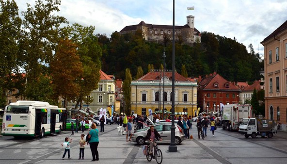 Vabljeni na že peti ECOmeet: Največji dogodek na temo ekoloških vozil v Sloveniji