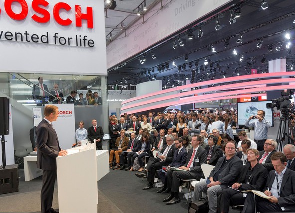 Boscheve inovacije, razstavljene na IAA 2015: Elektrifikacija, avtomatizacija in povezljivost za mobilnost prihodnosti
