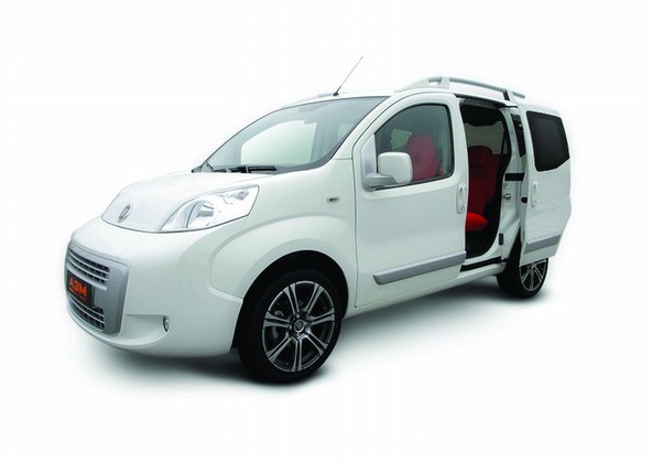 Fiat qubo special edition: Začetek licitacije unikatno predelanega quba