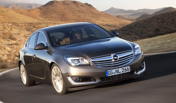 Opel Insignia: Oplov zastavonoša bo uveljavil številne najnovejše tehnologije