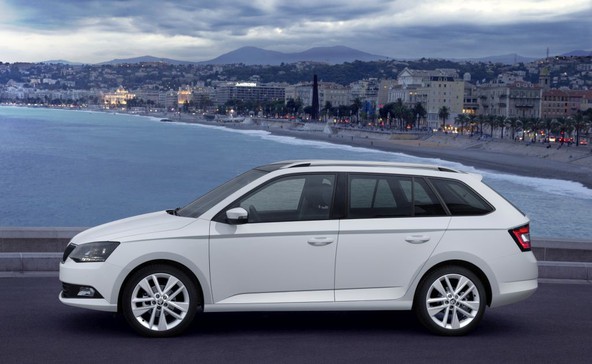 Porsche Slovenija: S 15. marcem 2015 smo pričeli z uradno prodajo modela Škoda Fabia Combi