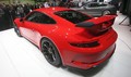 911 za cestne in dirkalne izzive – novi Porsche 911 GT3: Svetovna premiera v Ženevi: močnejši atmosferski motor in podvozje iz dirkalnikov