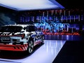 "Audi e-tron extreme", 3. postaja: Royal Danish Playhouse v Kopenhagnu: Oaza miru: prototip Audi e-tron sam na velikem odru