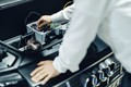 Električni avto kot del energetskega preobrata: Audi raziskuje tehnologijo dvosmernega polnjenja 