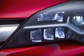 Nova generacija Opel Astre: Prva v razredu z IntelliLux matričnimi žarometi LED