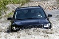 Renegade 4xe in Compass 4xe: Prva priključna hibrida znamke Jeep®