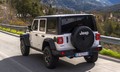Jeep® Wrangler 4xe: Najboljše vozilo s štirikolesnim pogonom je elektrificirano
