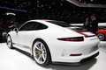 Volk v ovčji preobleki – novi Porsche 911 R: Omejena serija posebnega modela z atmosferskim motorjem in ročnim menjalnikom