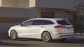 Novi Ford Mondeo: Mondeo zdaj navduši s še bolj prefinjeno izkušnjo bencinsko-električnega pogona