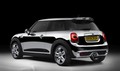 Novi MINI s Chrome Line Exterior Deluxe: Bleščeč izgled
