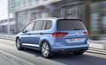 Volkswagen predstavlja novi Touran: "4-litrski avto" med enoprostorci