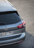 Opel Insignia Sports Tourer: Brezkompromisno prostorna in vzorno varna