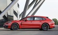 Porsche predstavlja temeljito prenovljeno kombilimuzino: Novi hibridni model in najboljša razredna zmogljivost za Panamero