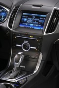 Ford predstavlja novega Galaxyja: Razkošni sedemsedežni enoprostorec poskrbi za potovanje v prvem razredu