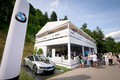 Udeleženci dogodka so si z velikim zanimanjem ogledali hibridnega superšportnika: BMW i8