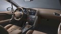 NOVI DS 4 IN DS 4 CROSSBACK: NASKOK ZNAMKE DS NA RAZRED KOMPAKTNIH PREMIUM VOZIL