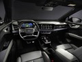 Električna mobilnost v novi dimenziji: Audi Q4 e tron postavlja merila pri notranjosti in upravljanju