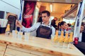 Otvoritveni večer je zaznamovalo dogajanje v slogu 60 let : IZREKLI DOBRODOŠLICO DRUGI SEZONI DRIVE-IN KINA!
