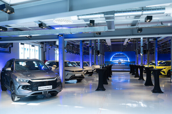 Obeležitev mejnika: 100 naročil vozil BYD v prvem mesecu na trgu